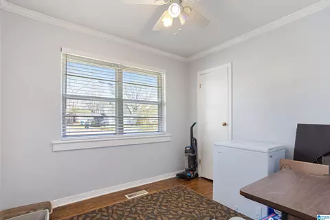 404 E 2nd St, Warrior, AL 35180 photo 8