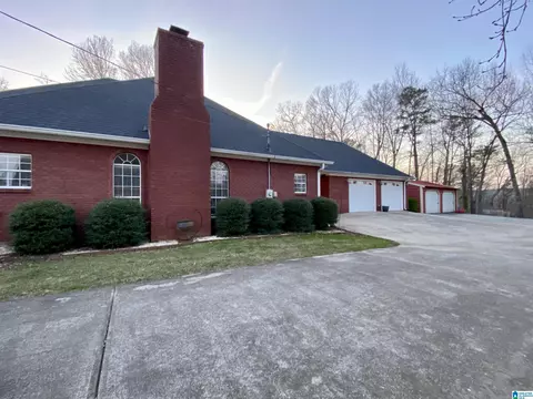 345 Panoramic Cir, Warrior, AL 35180 photo 2