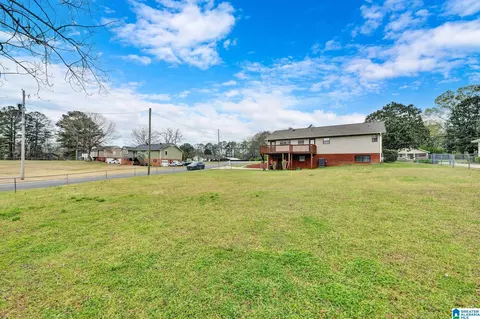 Exterior - 2995 Mount Olive Rd, Mount Olive, AL 35117 photo 5 of 10