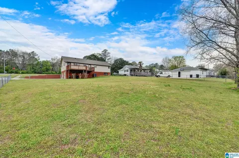 Exterior - 2995 Mount Olive Rd, Mount Olive, AL 35117 photo 6 of 10