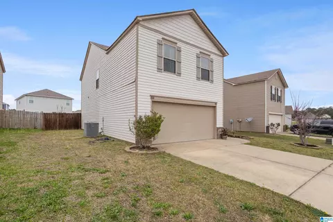 Exterior - 9344 Hoffman Pl, Warrior, AL 35180 photo 6 of 10