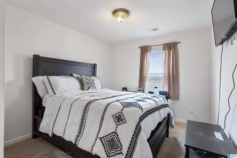 Bedroom - 9344 Hoffman Pl, Warrior, AL 35180 photo 3 of 7