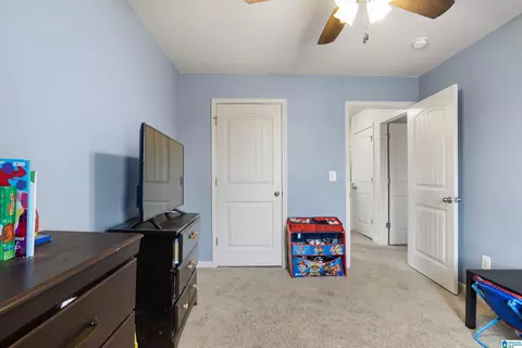 Bedroom - 9344 Hoffman Pl, Warrior, AL 35180 photo 2 of 7