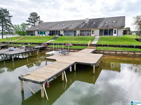 Exterior - 108 Emerald Pt, Riverside, AL 35135 photo 5 of 9