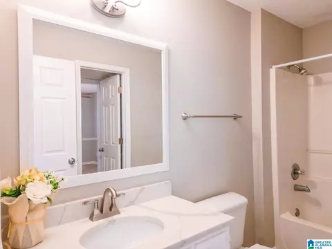 Bath - 108 Emerald Pt, Riverside, AL 35135 photo 2 of 6