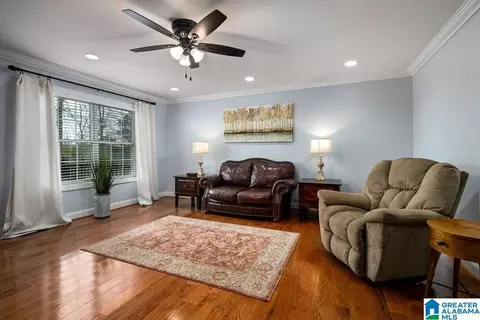 Living - 87 Timberline Cir, Jasper, AL 35504 photo 4 of 5