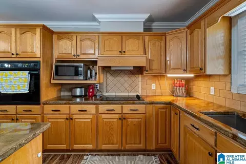 Kitchen - 87 Timberline Cir, Jasper, AL 35504 photo 4 of 6