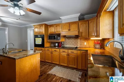 Kitchen - 87 Timberline Cir, Jasper, AL 35504 photo 3 of 6