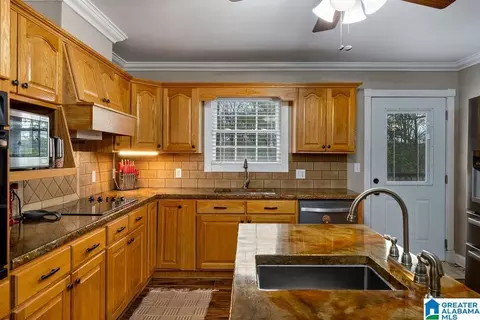 Kitchen - 87 Timberline Cir, Jasper, AL 35504 photo 5 of 6