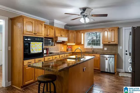 Kitchen - 87 Timberline Cir, Jasper, AL 35504 photo 2 of 6