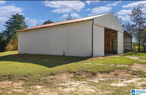 Exterior - 5272 Burrows Xing, Jasper, AL 35504 photo 8 of 9