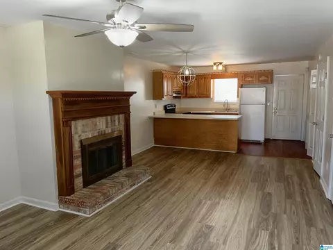 206 2nd St, Warrior, AL 35180 photo 4