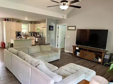 Living - 10995 Trace Dr, Warrior, AL 35180 photo 1 of 3