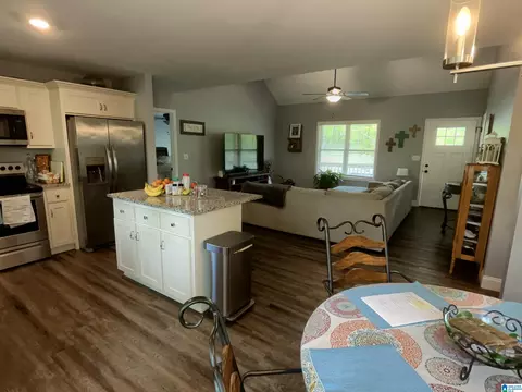 Kitchen - 10995 Trace Dr, Warrior, AL 35180 photo 2 of 5