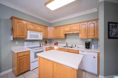 Kitchen - 1407 Rutledge Ln, Jasper, AL 35503 photo 1 of 2