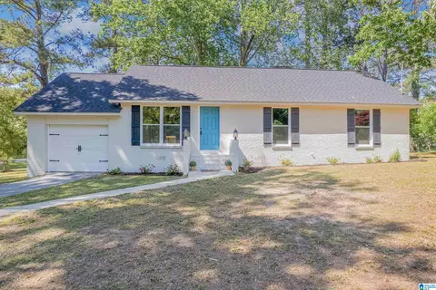 Exterior - 310 Ann Ave, Clanton, AL 35045 photo 1 of 14