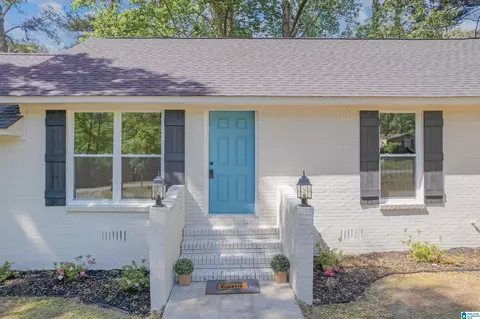 Exterior - 310 Ann Ave, Clanton, AL 35045 photo 3 of 14
