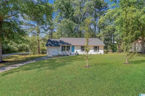 Exterior - 310 Ann Ave, Clanton, AL 35045 photo 4 of 14