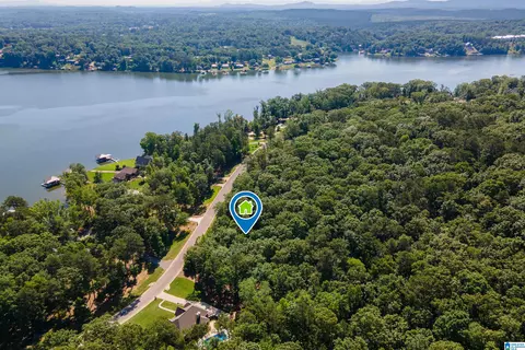 394 Lakeview Crest Dr #1, Pell City, AL 35128
