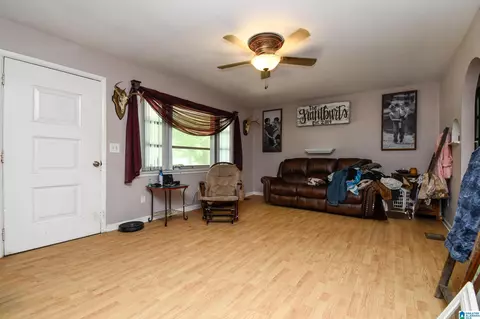 Living - 1615 County Road 34, Clanton, AL 35045 photo 1 of 1
