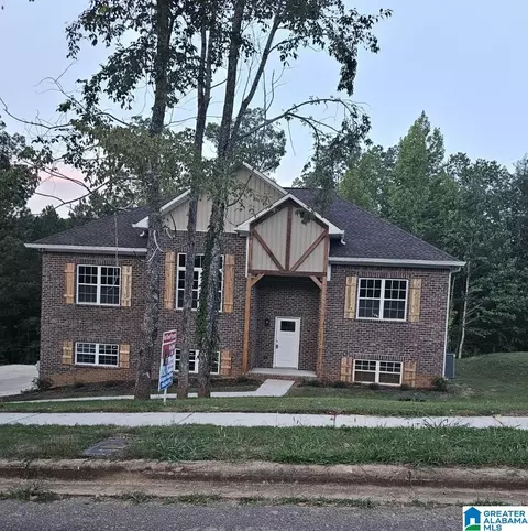 7957 Forest Loop, Pinson, AL 35126 photo 1