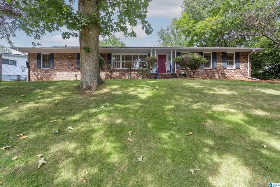 Other - 1013 Vista Cir, Vestavia Hills, AL 35216 photo 1 of 18