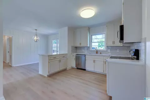 204 Augusta St, Clanton, AL 35045 photo 17