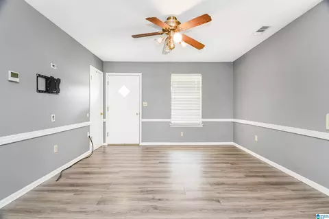 114 Morris Ave, Clanton, AL 35045 photo 3