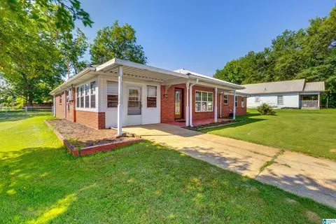 23 2nd Ave S, Clanton, AL 35045 photo 2
