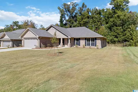 200 Dawsons Cove Dr, Alabaster, AL 35007 photo 3