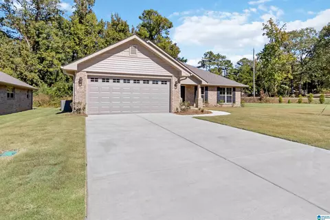200 Dawsons Cove Dr, Alabaster, AL 35007 photo 4