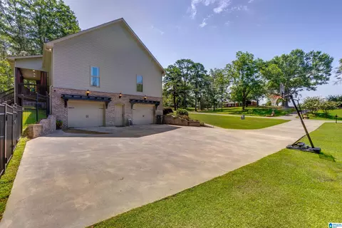 Exterior - 1038 Temple Rd, Clanton, AL 35045 photo 15 of 15