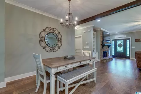 Dining - 1038 Temple Rd, Clanton, AL 35045 photo 2 of 3