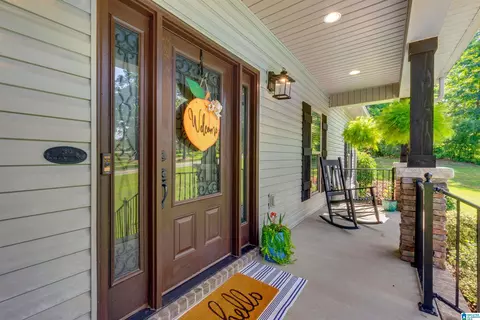 Exterior - 1038 Temple Rd, Clanton, AL 35045 photo 6 of 15