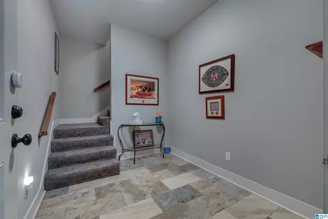 Entry Way - 1038 Temple Rd, Clanton, AL 35045 photo 4 of 4