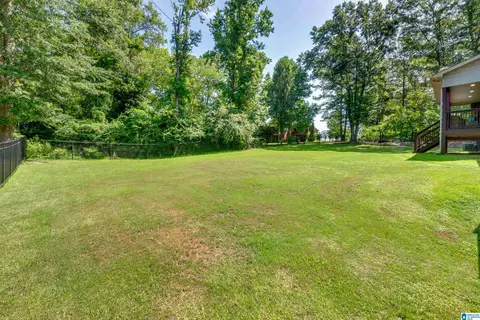 Exterior - 1038 Temple Rd, Clanton, AL 35045 photo 14 of 15
