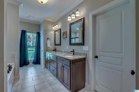 Entry Way - 1038 Temple Rd, Clanton, AL 35045 photo 3 of 4