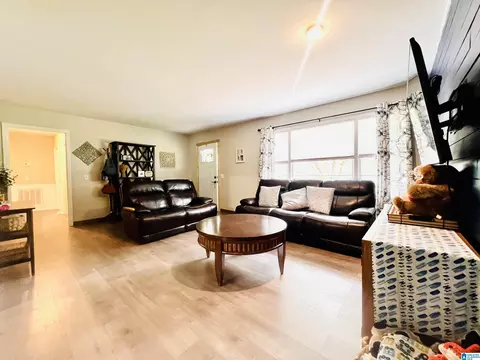 2 Pine Cir, Oneonta, AL 35121 photo 8