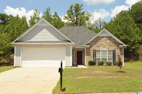 500 Camden Cove Cir, Calera, AL 35040