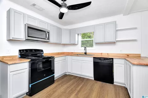 107 Hinkle Rd, Clanton, AL 35045 photo 7