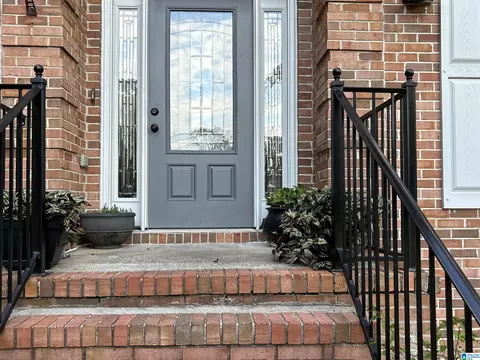202 Newgate Cir, Alabaster, AL 35007 photo 2