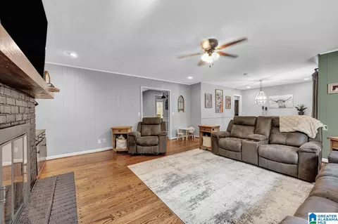 190 Forest Dr, Warrior, AL 35180 photo 9
