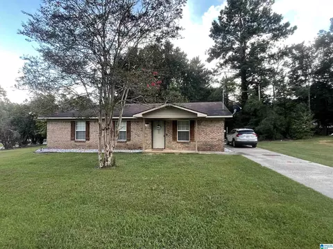 205 Elson Ave, Clanton, AL 35045 photo 3