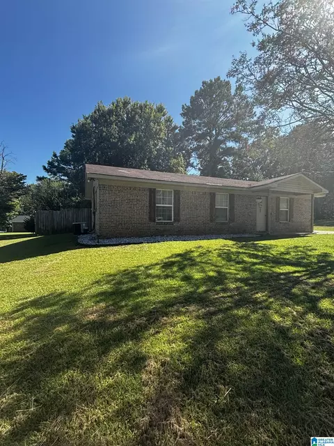205 Elson Ave, Clanton, AL 35045 photo 8
