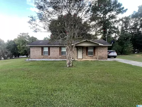 205 Elson Ave, Clanton, AL 35045 photo 1