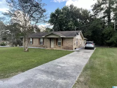 205 Elson Ave, Clanton, AL 35045 photo 5