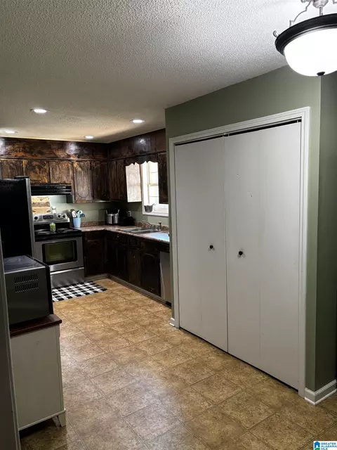 205 Elson Ave, Clanton, AL 35045 photo 16