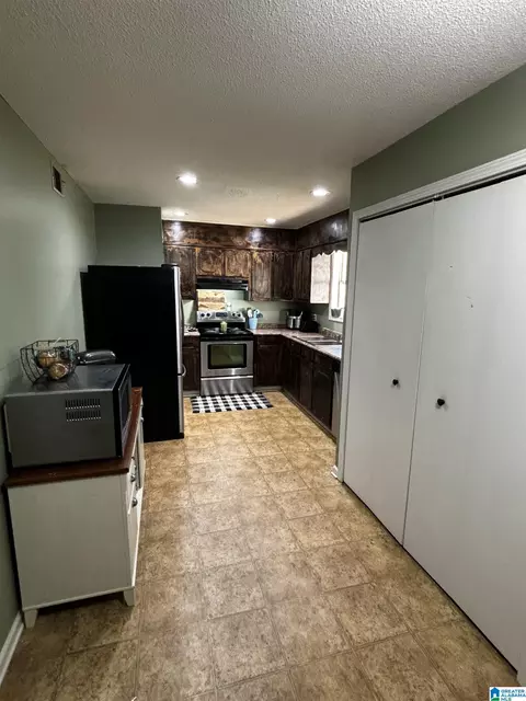 205 Elson Ave, Clanton, AL 35045 photo 17