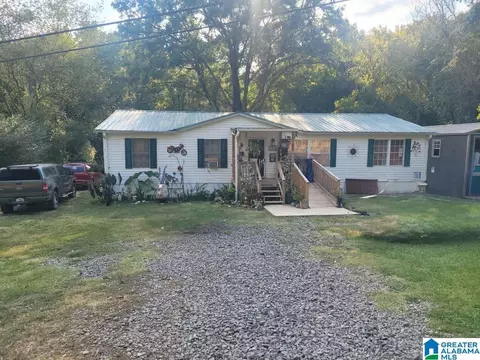 596 Walker Cir, Dora, AL 35062 photo 1