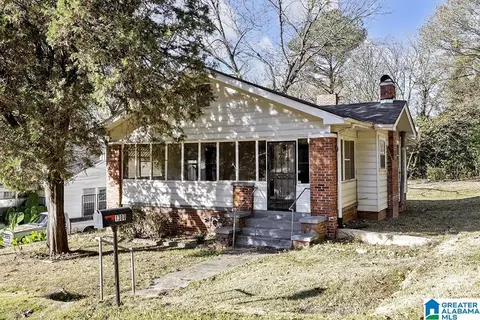 1300 9th Ave, Midfield, AL 35228